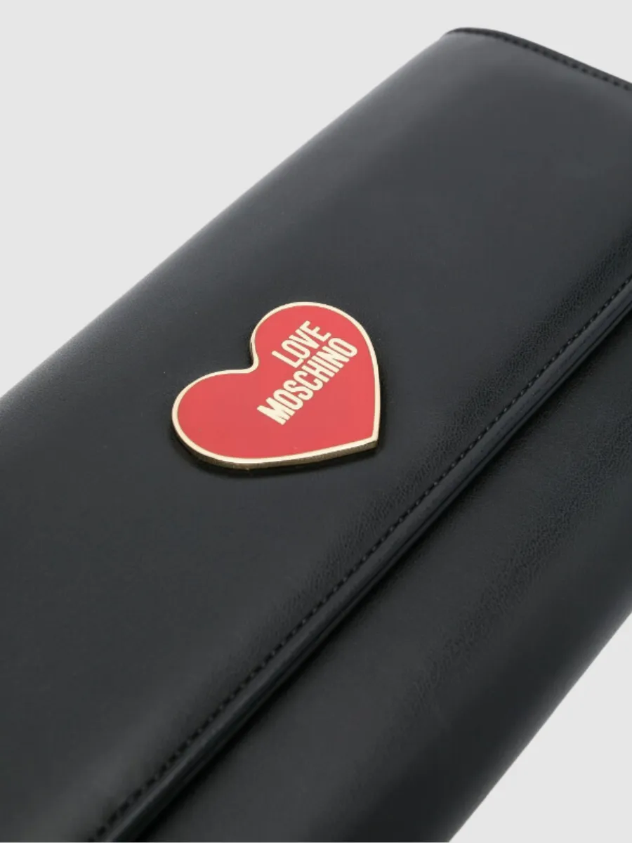 Clutch heart Love Moschino