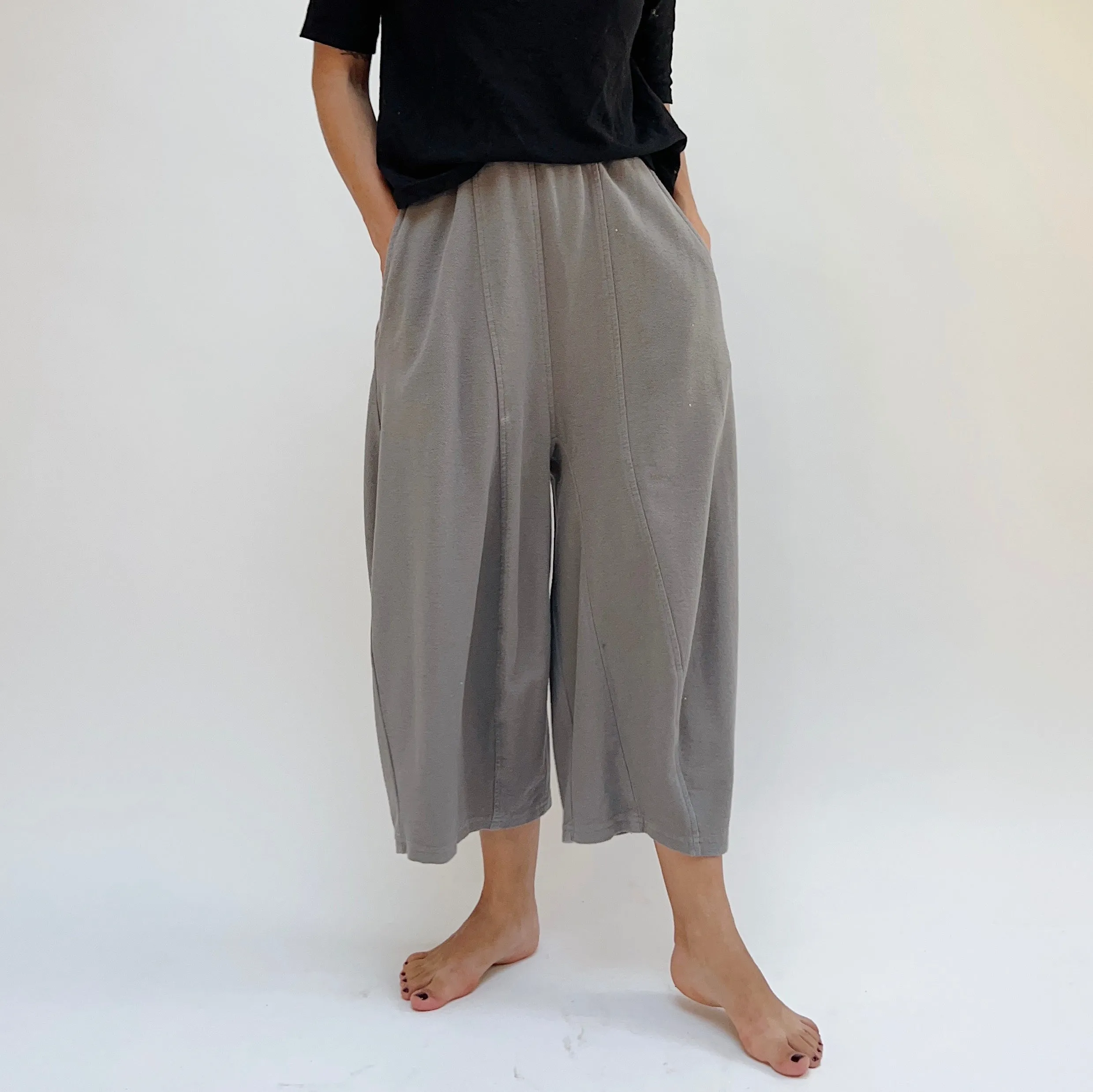 Eleven Stitch | Front Seam Pant in Fog