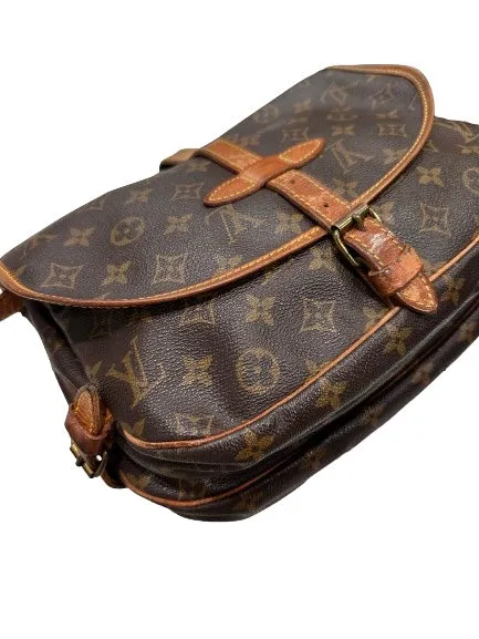 Louis Vuitton Saumur 30 Crossbody