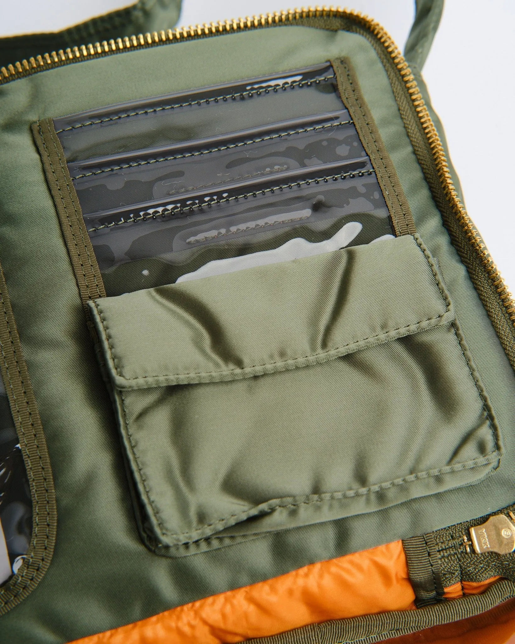 TANKER SHOULDER BAG(L) SAGE GREEN